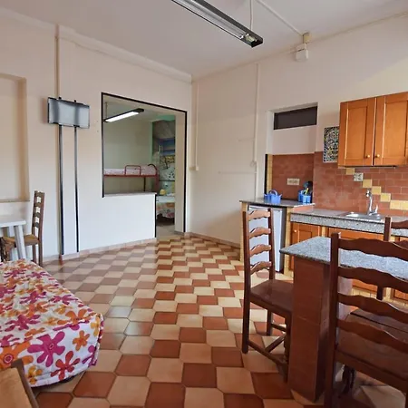 Gæstehus Les Corso Roma 3*